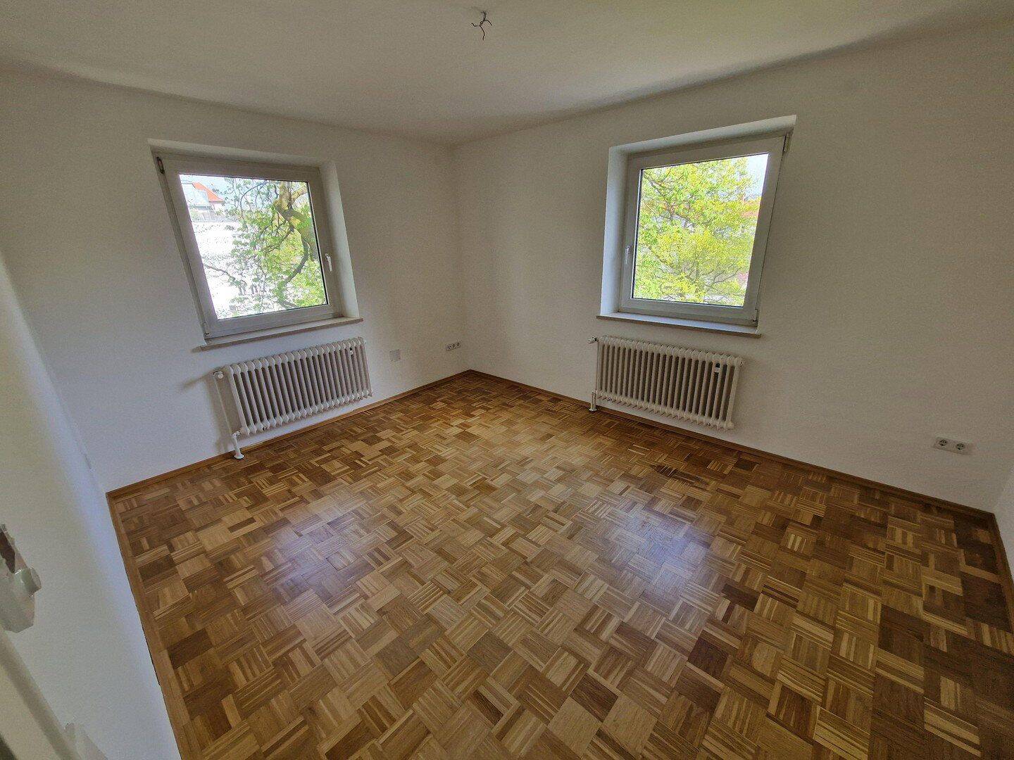 3-Zimmer-Wohnung mit neuer Einbauküche in zentraler Lage von Augsburg, 86150 Augsburg (Innenstadt)