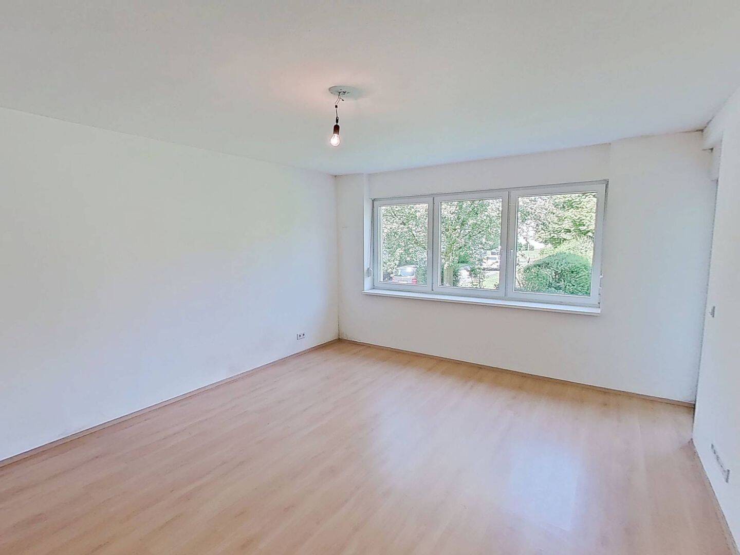 +Hell, gemütlich, komplett: 3-Zimmer-Wohnung inklusive EBK und Balkon+, 29229 Celle