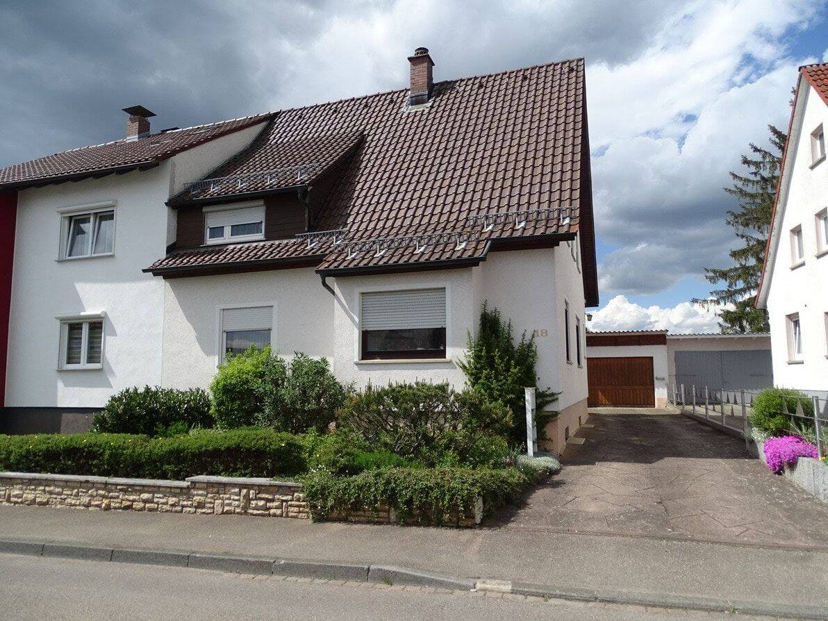 Sonniges ruhiges Einfamilienhaus in Schwenningen – sofort frei!, 78054 Villingen-Schwenningen
