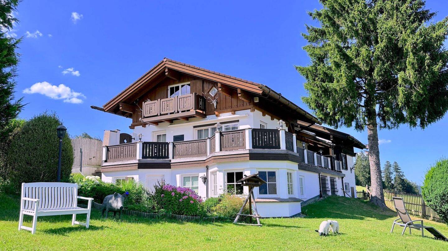 Alpines Juwel in einzigartiger Alleinlage des Oberallgäus mit traumhaftem Bergpanorama und authentischem Alm-Feeling, 87527 Ofterschwang
