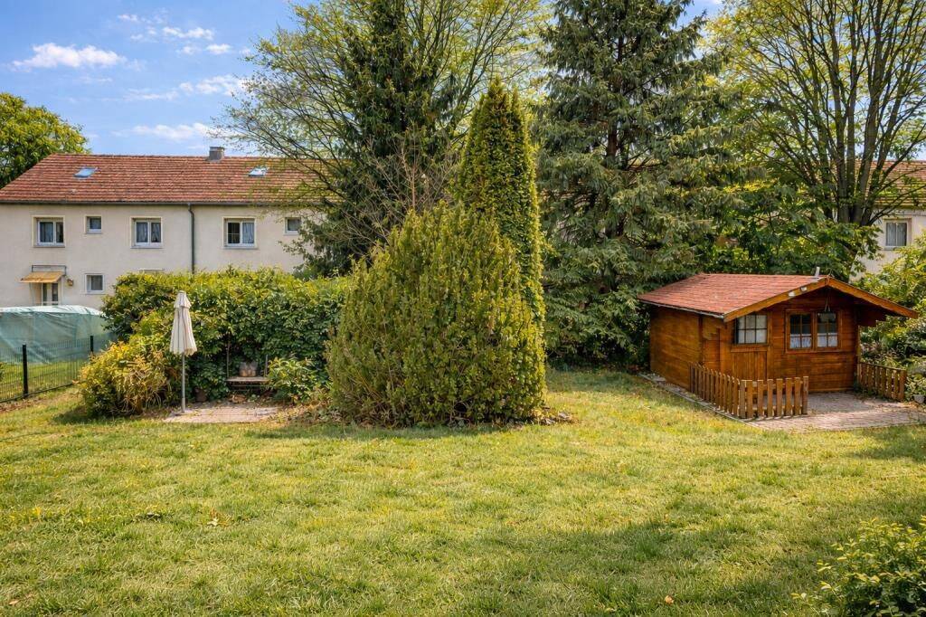 Reihenhaus mit zwei Wohneinheiten im Blumenviertel von Bönen, 59199 Bönen