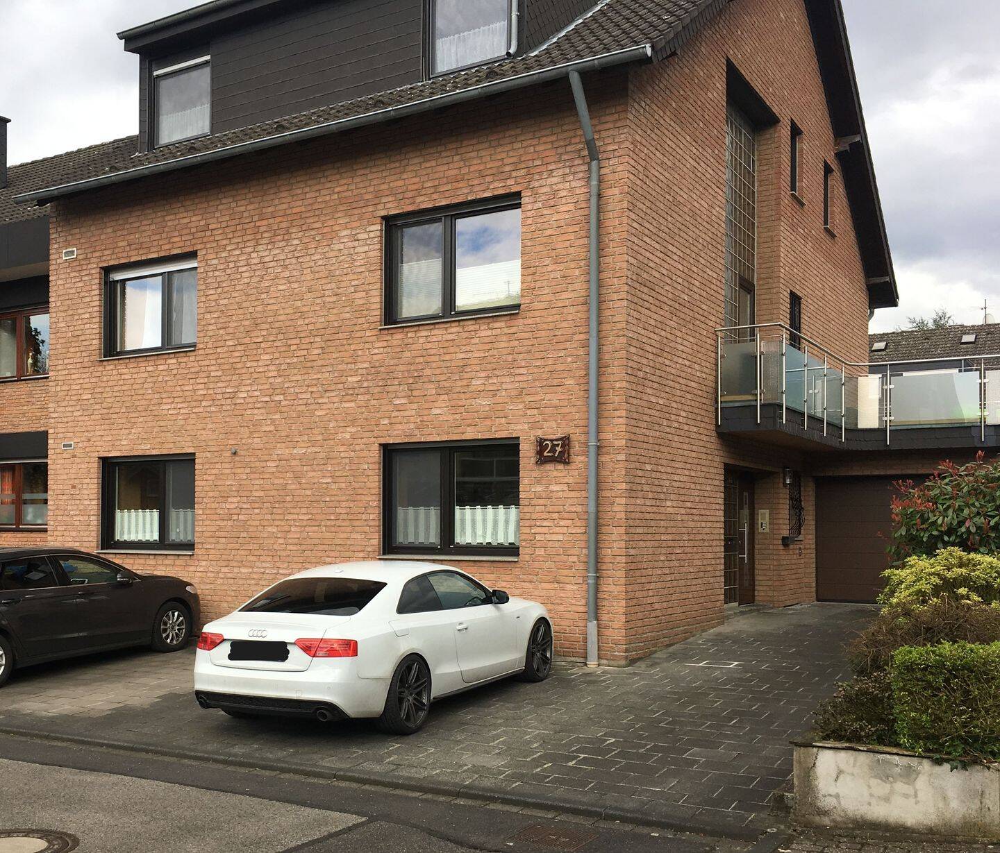 Gepflegte 3-Zimmer-Nichtraucher-Wohnung mit Balkon in Türnich, 50169 Kerpen