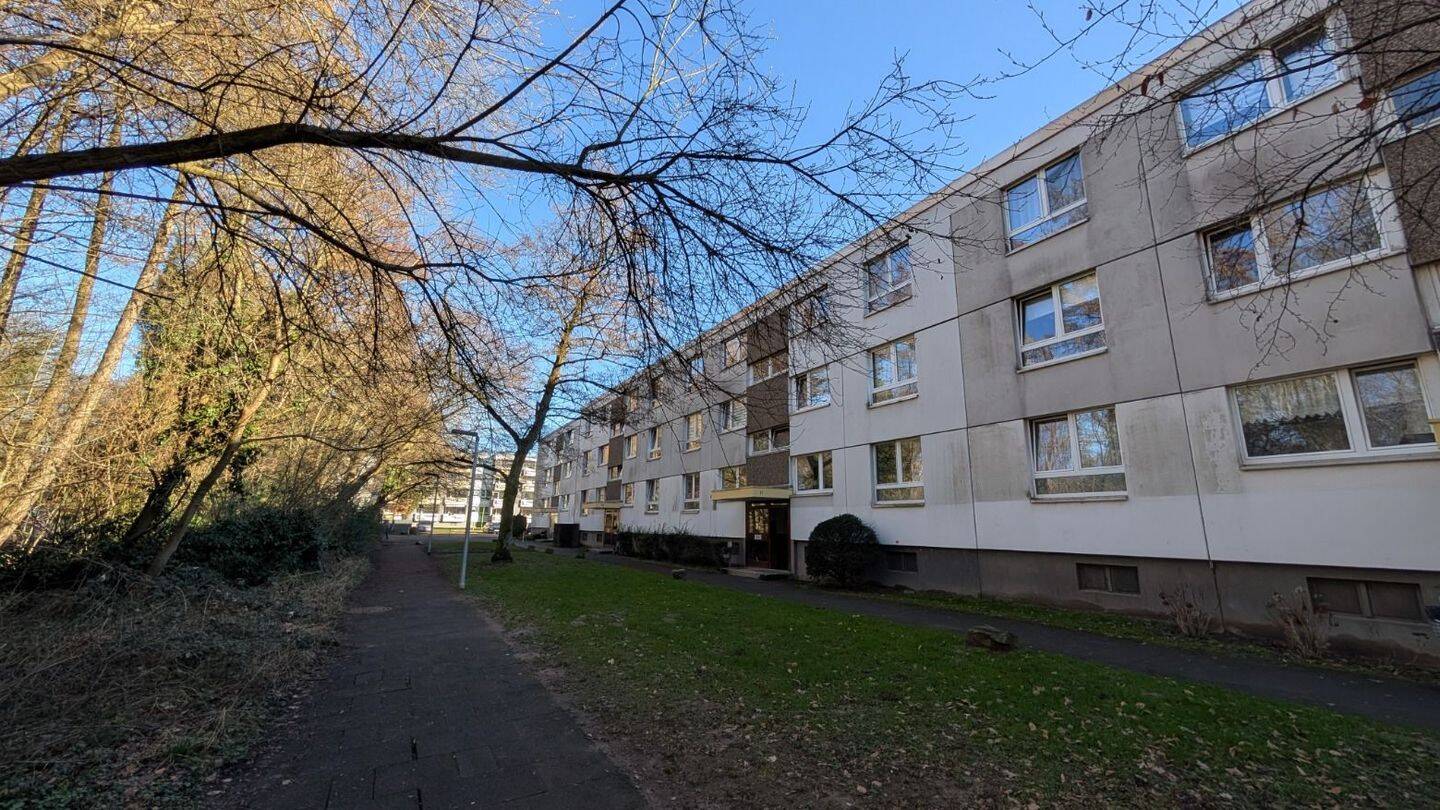 Hochwertige 3-Zimmer-Wohnung mit Balkon und Gäste WC!, 40699 Erkrath