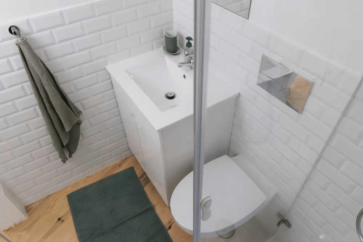 Diese charmante Wohnung im ersten Stock ist komplett möbliert und mit allem Notwendigen ausgestattet., 35066 Frankenberg (Eder)