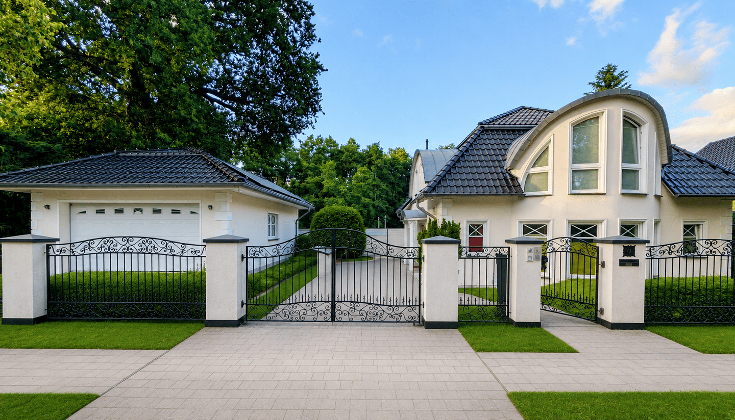 Luxuriöse Villa auf 3000 qm Parkgrundstück mit Doppelgarage, beh. überdachten Pool, Sauna v. Klafs 278 qm Wohnfläche+ 124 qm Nutzfläche, 16548 Glienicke/Nordbahn