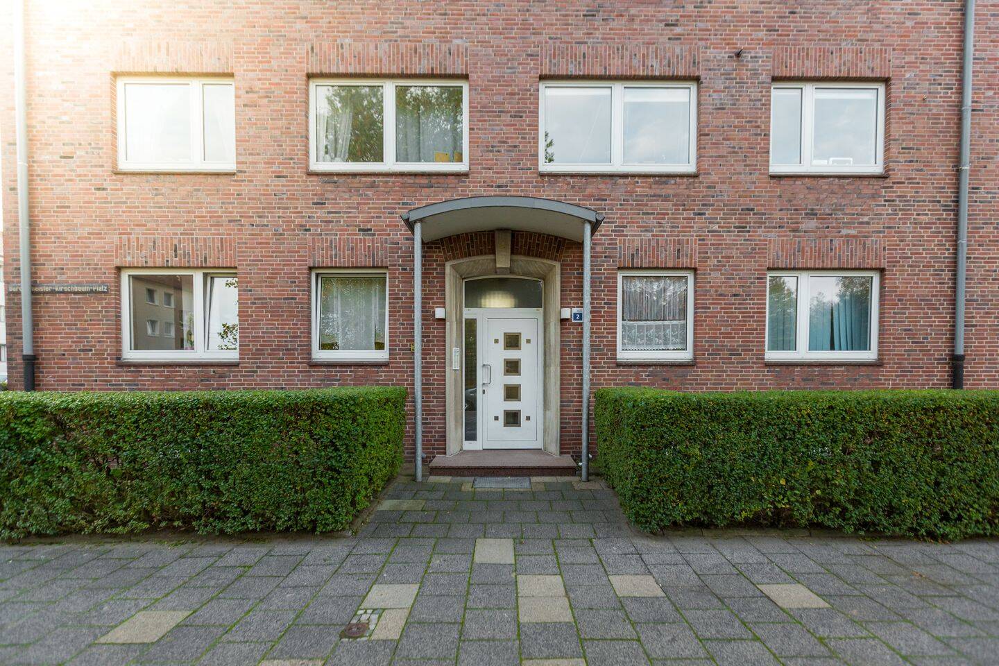 Gepflegte 2-Zimmer-Wohnung mit Balkon beim Bahnhof-Lehe in Bremerhaven!, 27580 Bremerhaven (Lehe Speckenbüttel Weddewarden Überseehafen)