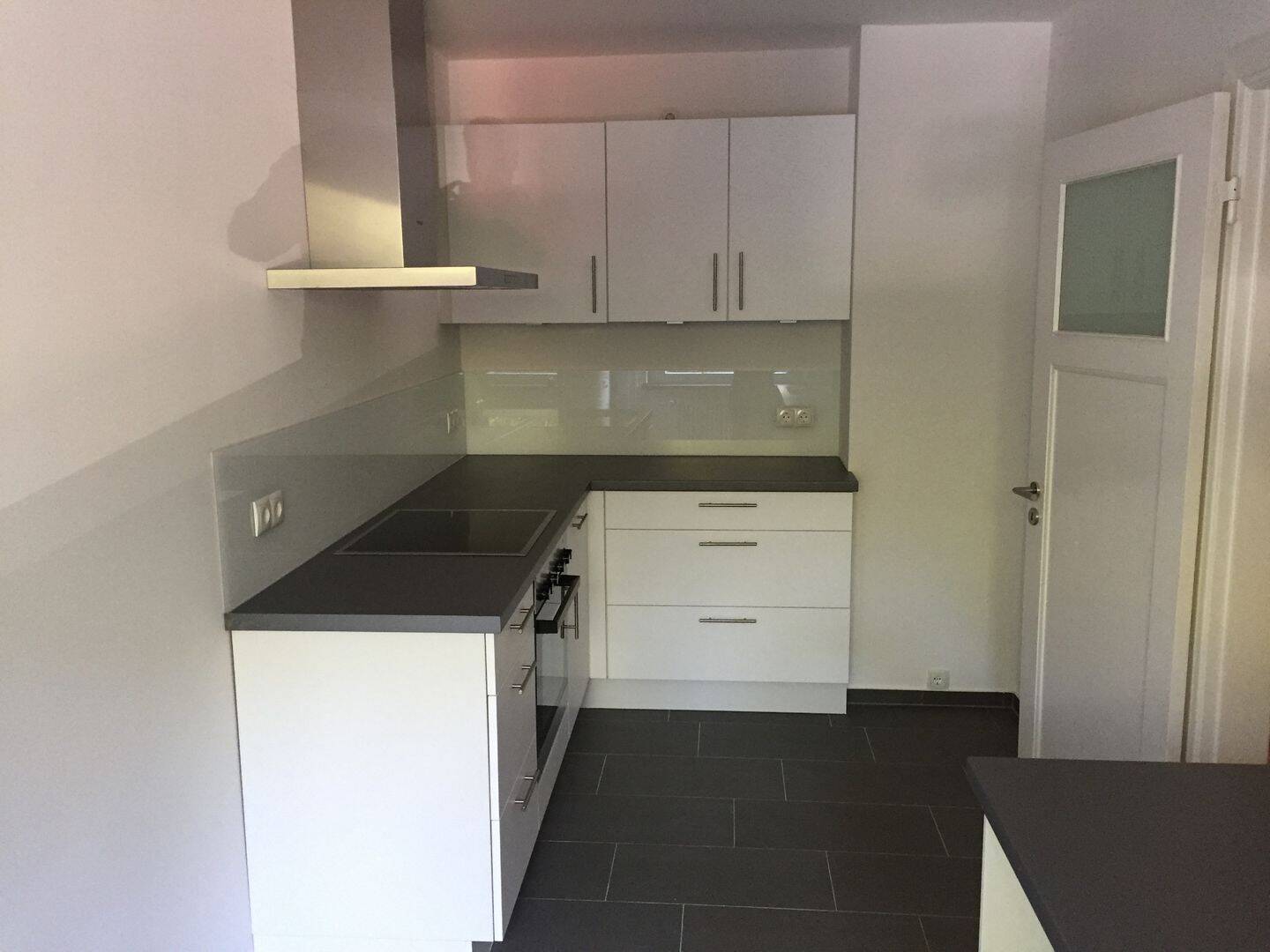 Freundliche 2,5-Zimmer-Wohnung im Hochparterre mit Balkon und EBK in Hamburg-Hamm, 20535 Hamburg (Mitte Borgfelde Hamm)