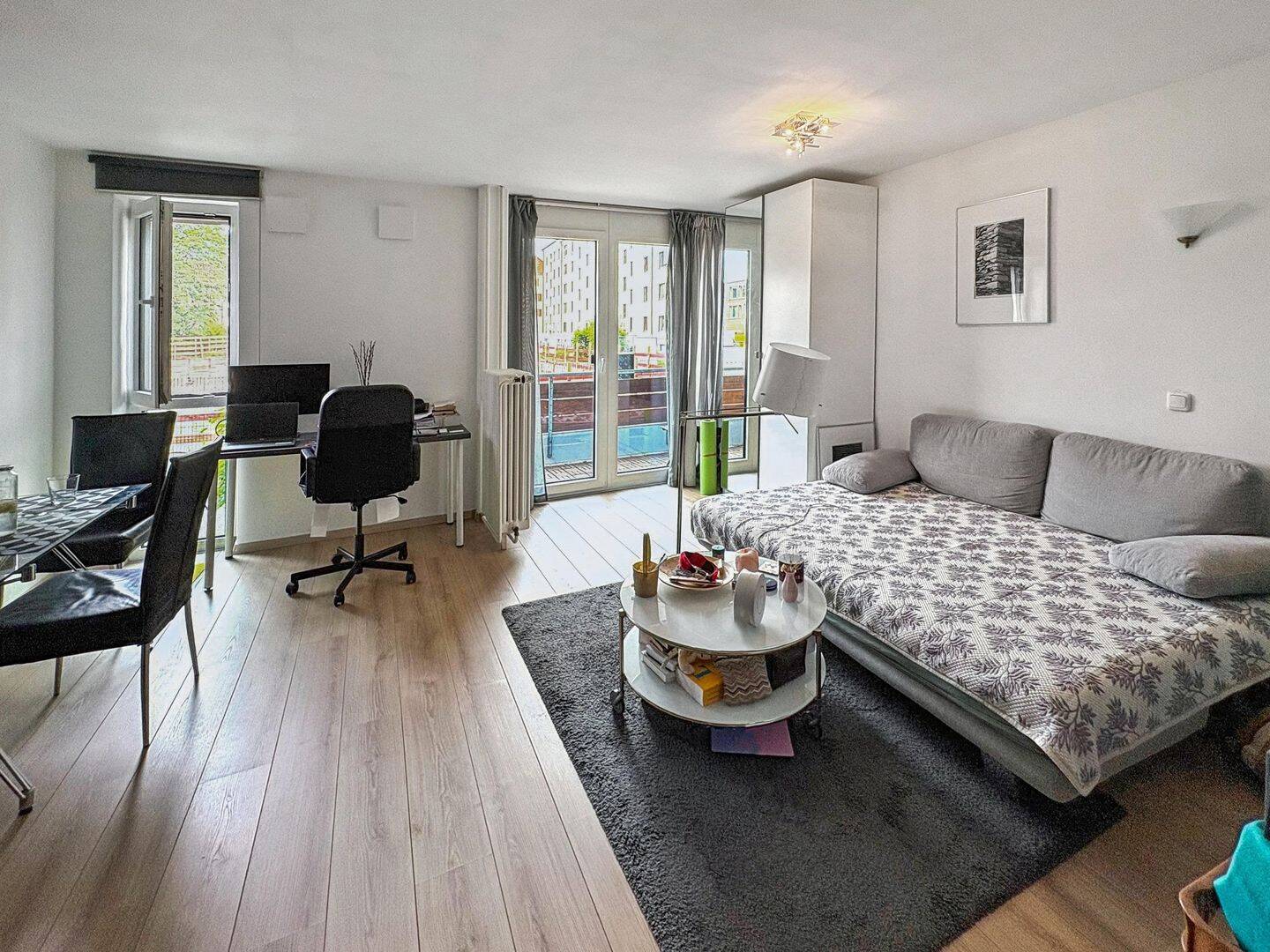 Gepflegtes City Apartment direkt am Laimer Platz voll möbliert & vermietet, 80689 München (Hadern Laim Pasing-Obermenzing)