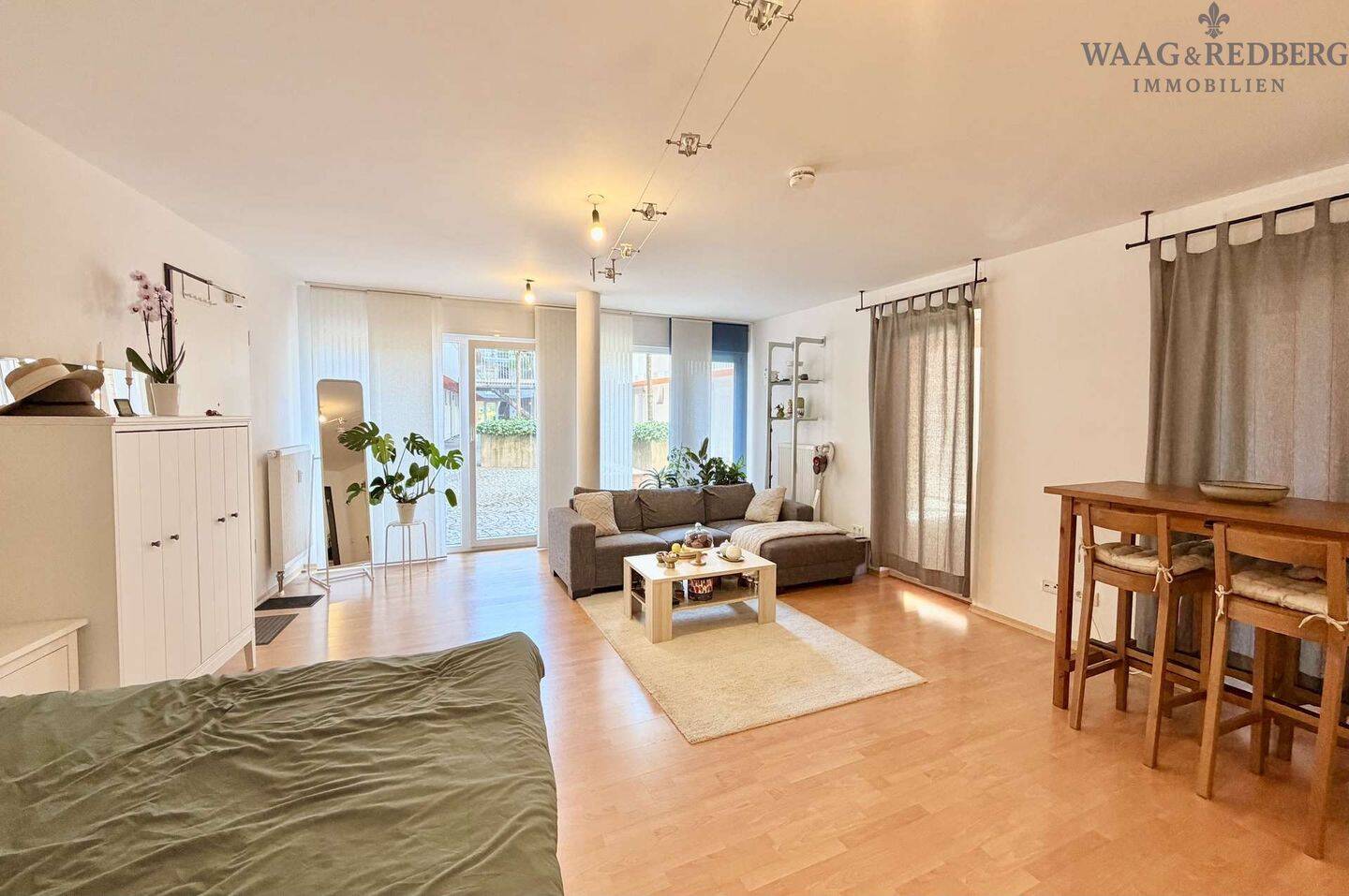 Zentrale Lage, angenehme Wohnruhe – helle 1-Zimmer-Einheit in Regensburg!, 93053 Regensburg (Galgenberg Kasernenviertel Kumpfmühl-Ziegetsdorf-Neuprüll Oberisling-Graß)