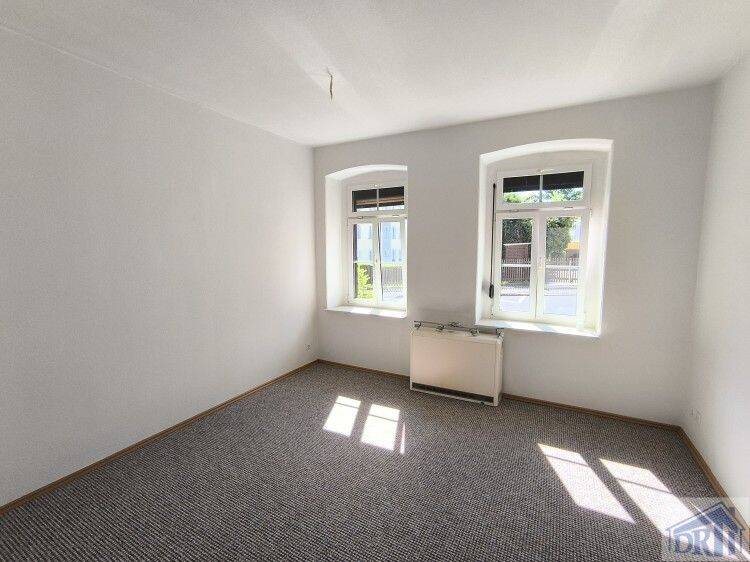 Gemütlich Wohnen in der Westvorstadt mit Einbauküche, 2763 Bertsdorf-Hörnitz