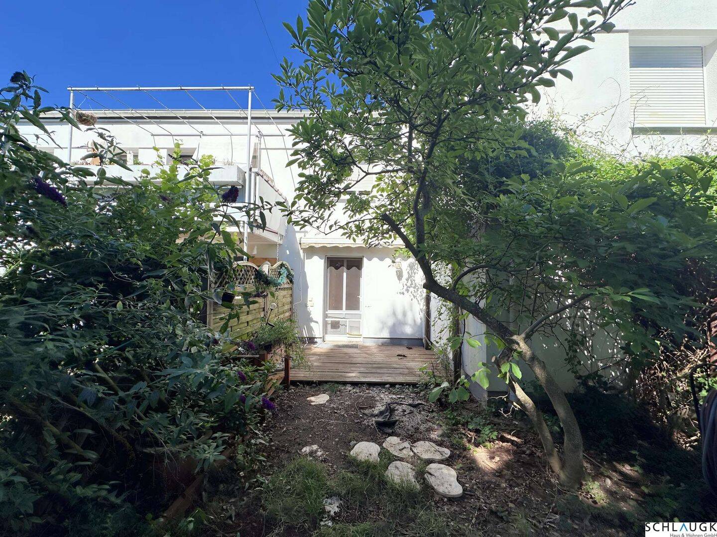 Sonne von morgens bis abends – dank zwei Terrassen und Gartenanteil, 81241 München (Aubing-Lochhausen-Langwied Pasing-Obermenzing)