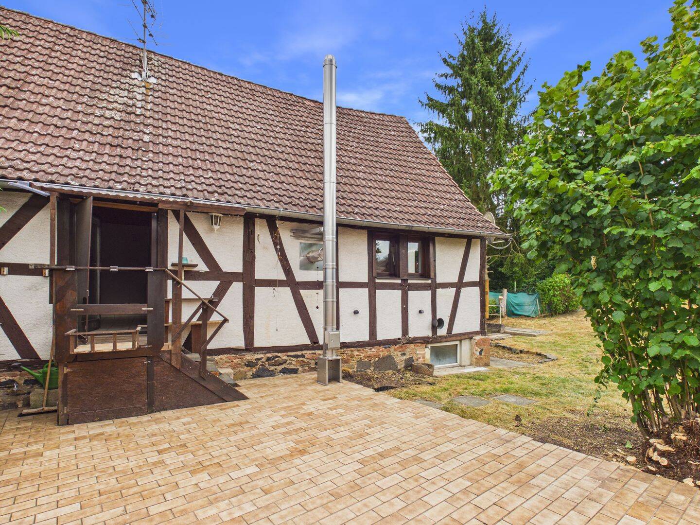Naturnahes Einfamilienhaus in idyllischer, grüner Lage mit Garten in Ranstadt-Bellmuth, 63691 Ranstadt