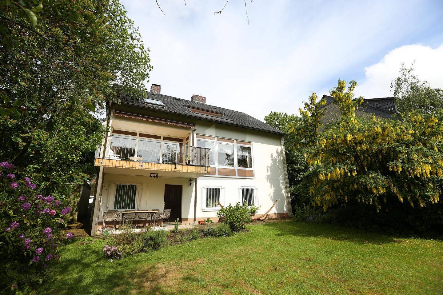 ALLEINSTEHENDER WOHNTRAUM MIT BLICK INS GRÜNE, 44267 Dortmund (Benninghofen Benninghofen-Loh Berghofen Holzen Höchsten)