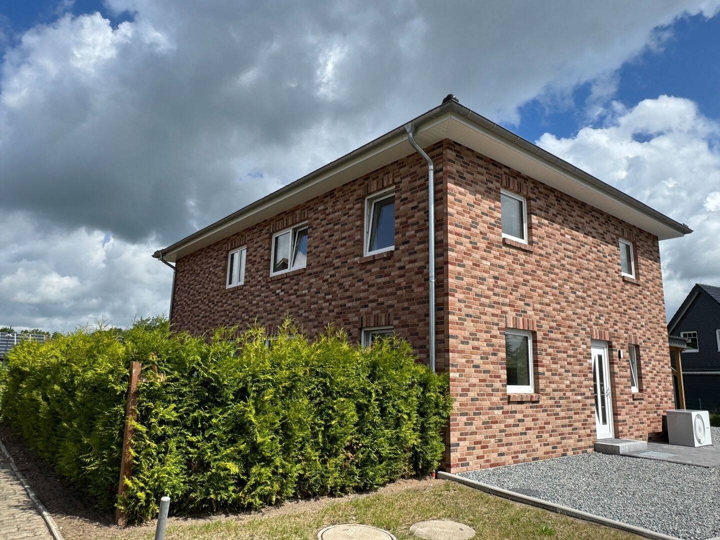 Stapel: Modernes Wohnen auf höchstem Niveau – Erstbezug in einem energieeffizienten Neubau, 25879 Stapel (Süderstapel)