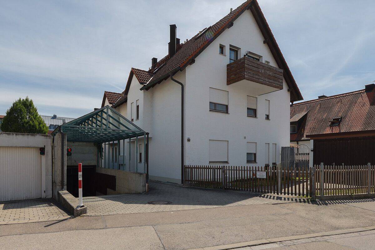 Erbbaurecht – Gemütliche 2-Zimmer-Eigentumswohnung mit TG-Stellplatz in Ingolstadt-Süd!, 85051 Ingolstadt