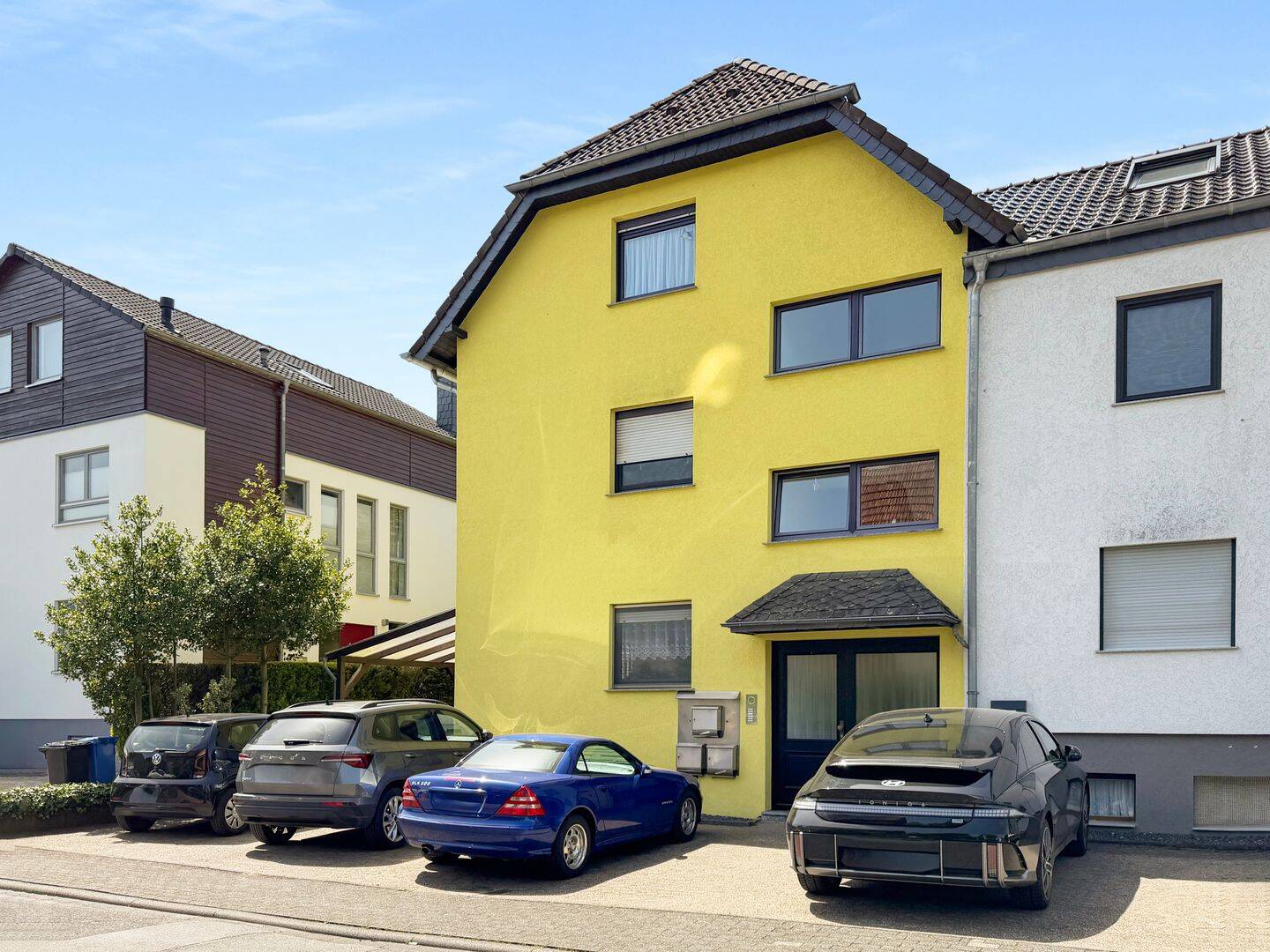 Grünes Wohnen mit eigenem Außenbereich – Erdgeschosswohnung mit Terrasse in Leichlingen, 42799 Leichlingen (Rhld.)