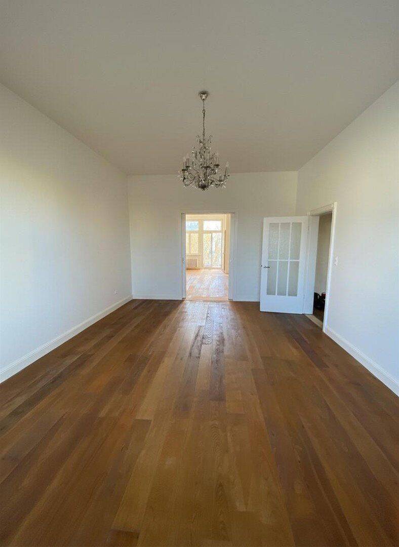 3-Zimmer-Wohnung, Altbau mit Balkon und Einbauküche in Frankfurt am Main, 60323 Frankfurt am Main (Westend-Nord Westend-Süd)