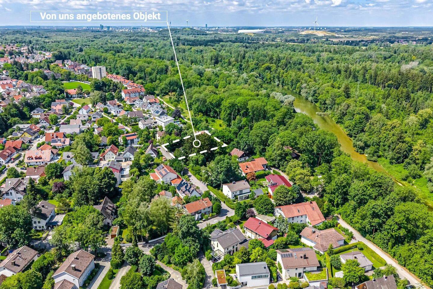 Exklusive Villa mit direktem Isarzugang – außergewöhnliche Architektur trifft Gestaltungspotenzial, 85737 Ismaning