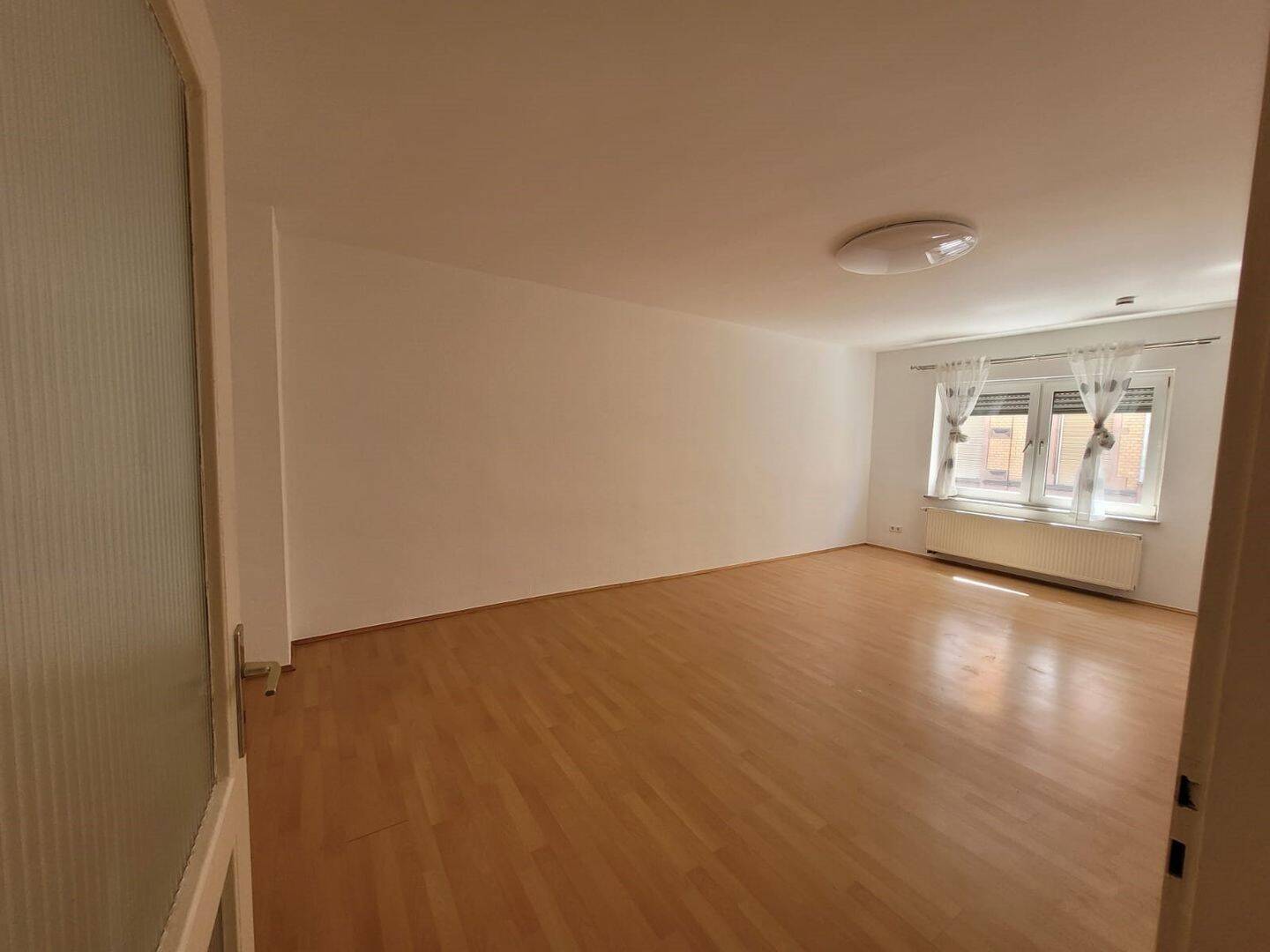 Bezugsfrei ab Sofort, Erdgeschosswohnung in Zentraler Lage, 67227 Frankenthal (Pfalz)