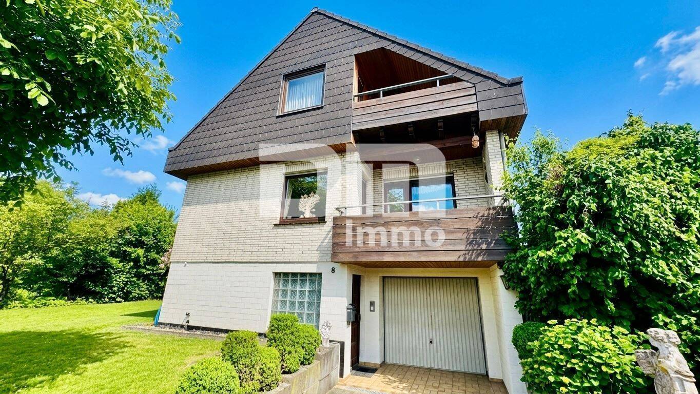 Großzügiges Einfamilienhaus in begehrter Lage mit Balkonen und Traumgarten + Terrasse, 34266 Niestetal