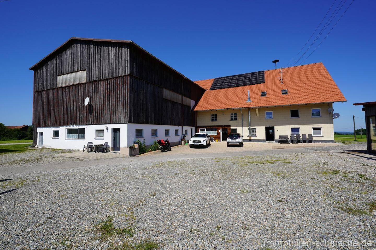 Außergewöhnliches Bauernhaus mit viel Wohnraum, Grünland, Nutzflächen, möglichen Mieteinnahmen, 87452 Altusried