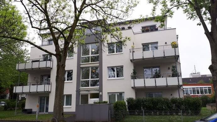 Komfortable Wohnung Nähe DO-City mit Balkon, Aufzug und Tiefgarage, 44141 Dortmund (Hörde Körne Mitte)