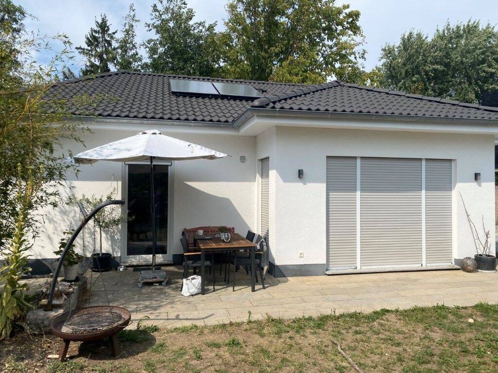 Neuwertiges Einfamilienhaus mit Garten in 91083 Baiersdorf, 91083 Baiersdorf
