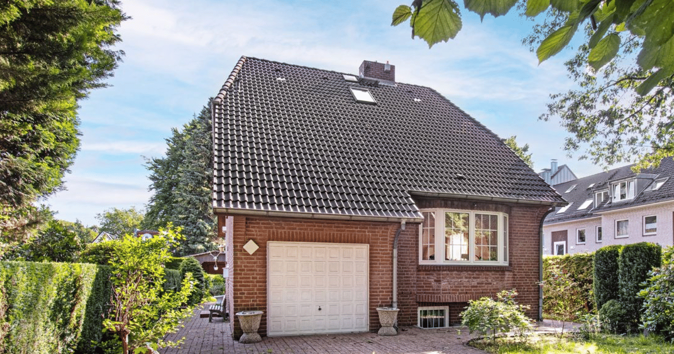 Ihr neues Familienkapitel beginnt hier! Großes EFH auf traumhaftem Grundstück, 22523 Hamburg (Eimsbüttel Eidelstedt)