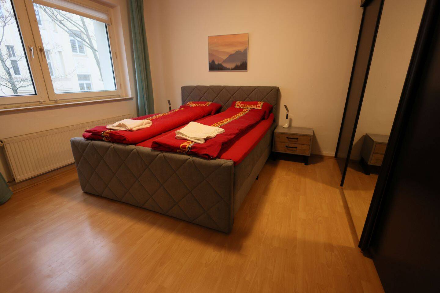2-Raum-Wohnung, voll Möbliert, inkl. Einbauküche, Wannenbad und Balkon zu vermieten!, 45131 Essen (Rüttenscheid)