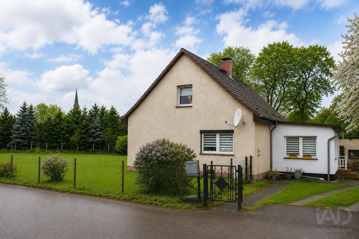 Familienidyll auf 4.278 m² Grundstück | Wohnhaus, Scheune & viel Platz für Ihre Ideen, 17337 Groß Luckow