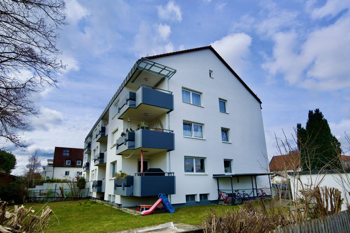 Großzügige 4-Zimmer Wohnung mit überdachtem Balkon und Einzelgarage (Whg. 6), 85356 Freising