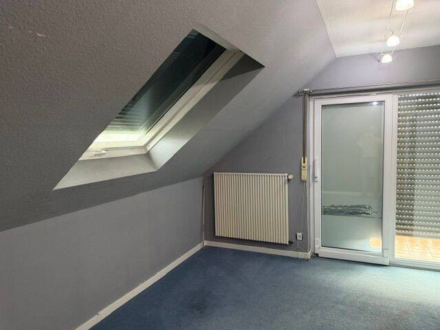Schöne 2,5-Zimmer-Wohnung in AK-Honneroth für solventen Mieter, 57610 Altenkirchen (Westerwald)