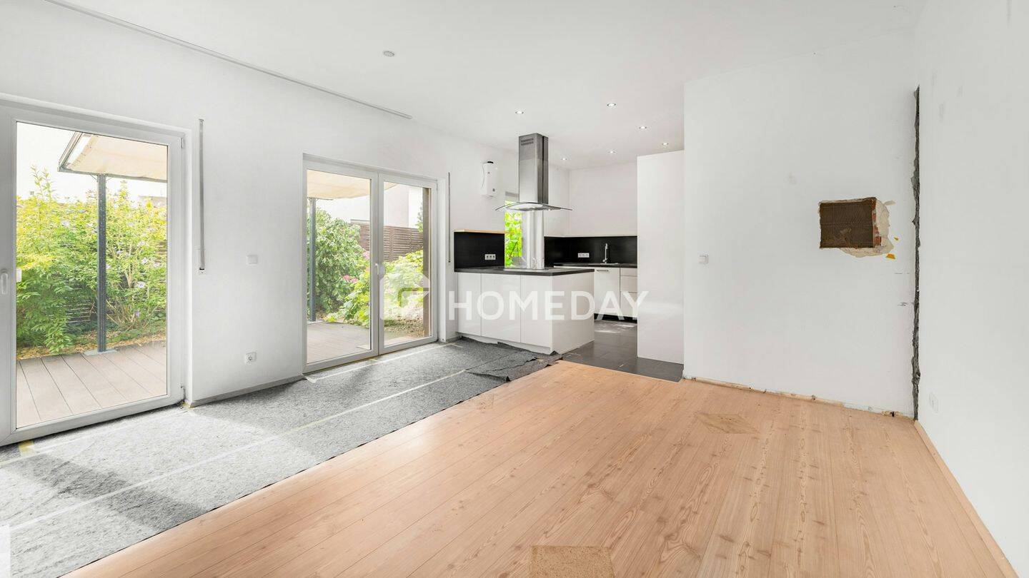 Haus-in-Haus-Feeling! 4-Zi.-Gartenwohnung mit 3,5m Deckenhöhe & Sanierungs-Bonus, 85051 Ingolstadt