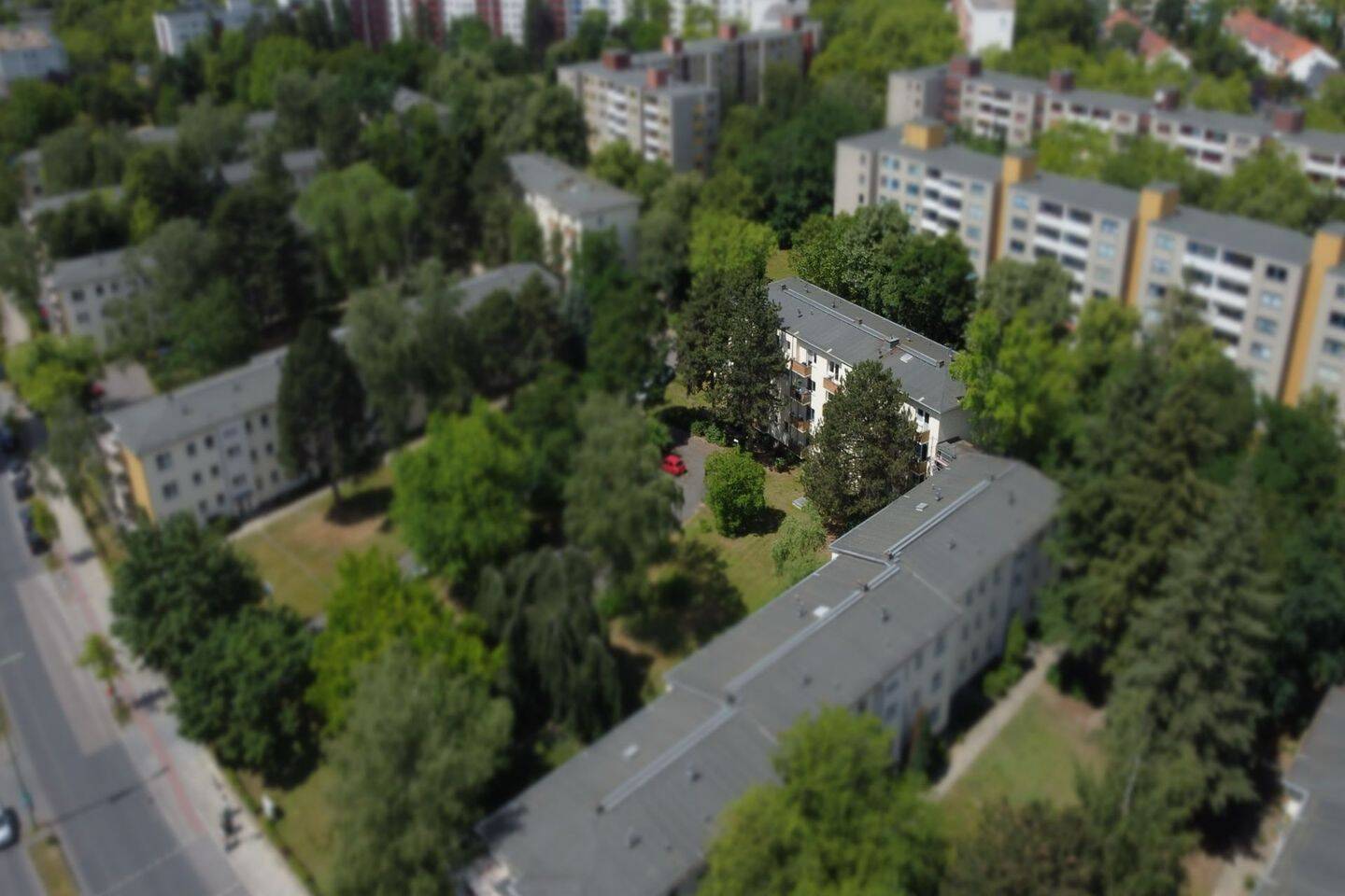 Vermietet: 2,5-Zimmer-Wohnung im 1. OG mit Balkon und Kellerabteil in Marienfelde, 12279 Berlin (Tempelhof-Schöneberg Lichterfelde Marienfelde)