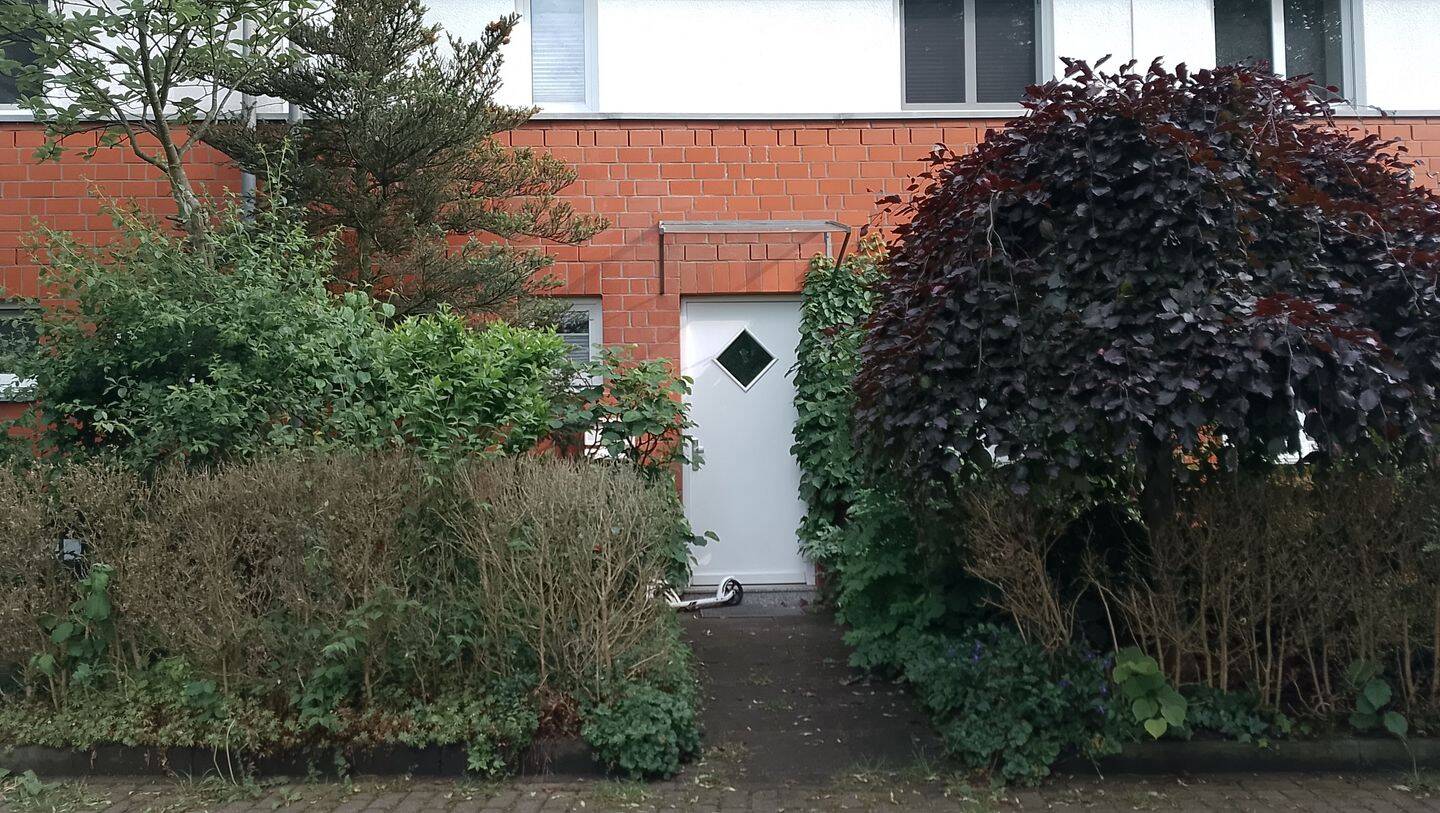 Reihenmittelhaus für Familie und Homeoffice in Bremen-Arsten, 28279 Bremen (Arsten Habenhausen Huckelriede)