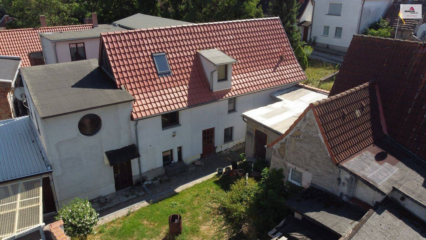 Chancen-Immobilie! Einfamilienhaus mit Entfaltungsmöglichkeiten., 6449 Giersleben