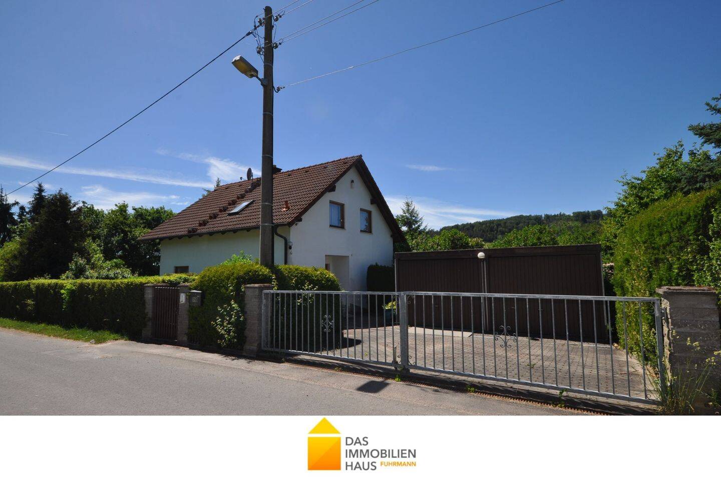 Freistehendes Einfamilienhaus am Ortsrand von Lengfeld, 98660 Lengfeld
