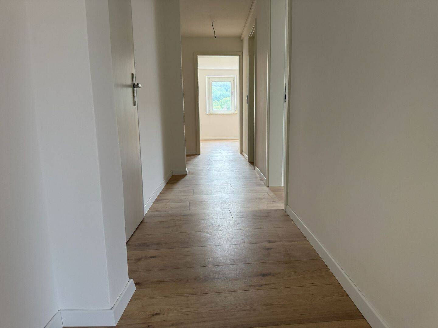 Charmante 2-Zimmer Wohnung, Erstbezug nach Sanierung, 97243 Bieberehren