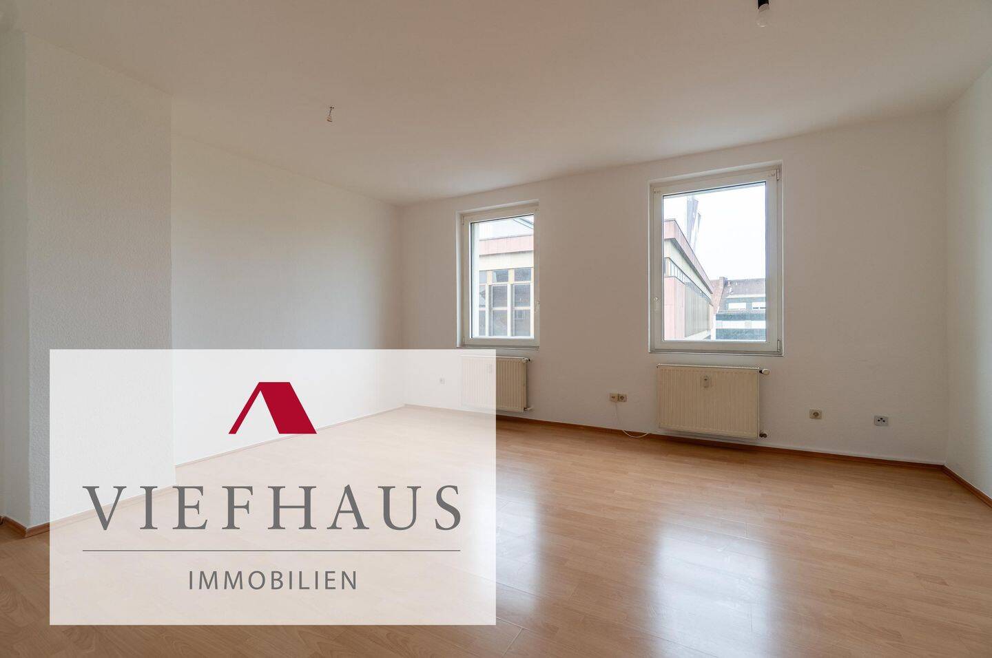 Frisch renovierte 4-Zimmer-Wohnung mit Aufzug – Ideal für Familien oder WG – Innenstadtlage am Würzburger Hauptbahnhof, 97070 Würzburg (Altstadt)