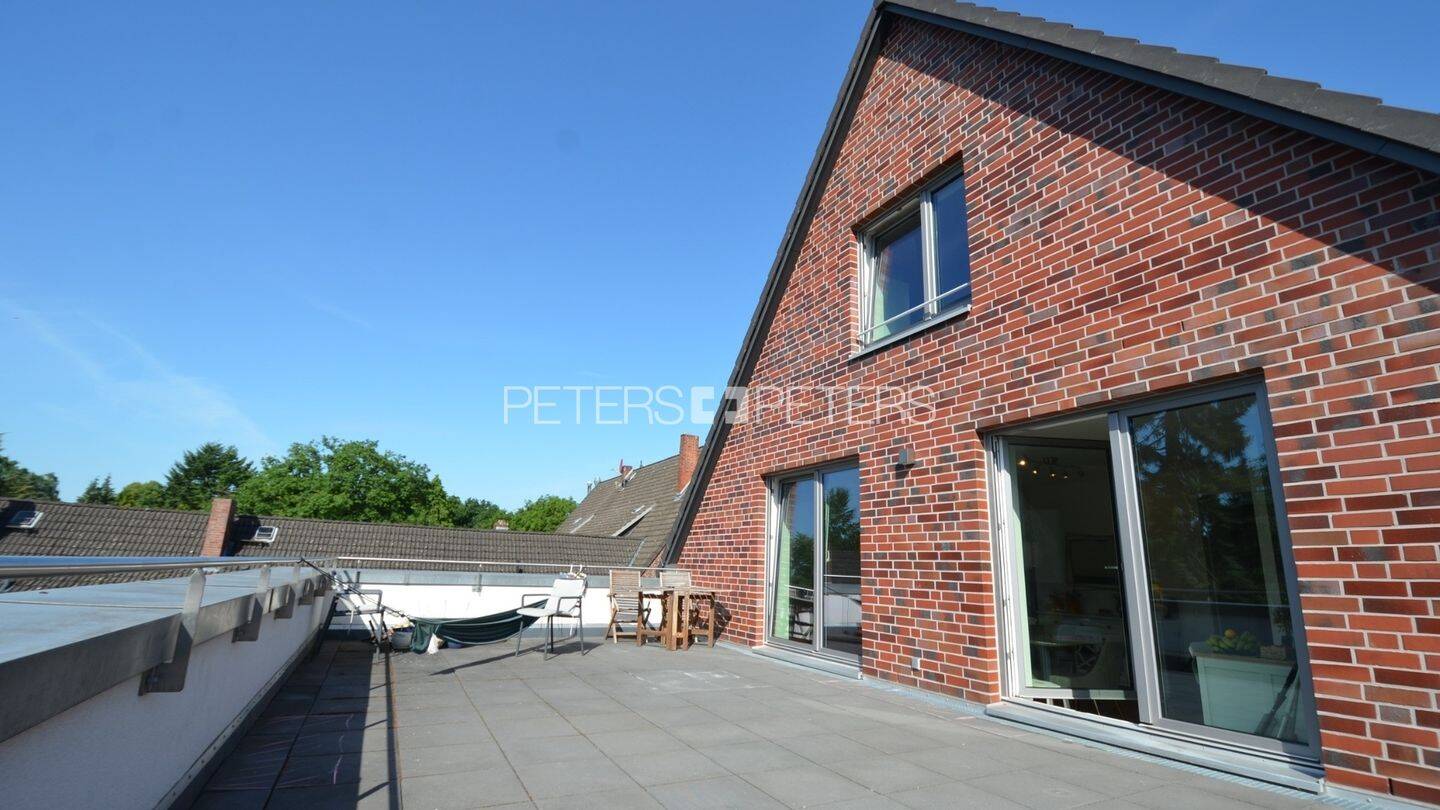 + Maisonette-Wohnung + Große Dachterrasse + EBK + Badewanne +