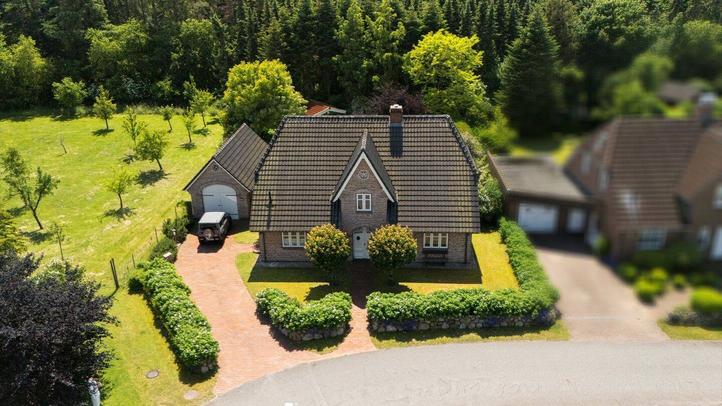 Exklusives Friesenhaus in ruhiger Lage und Blick ins Grüne, 25923 Süderlügum