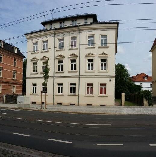 Ideal allein oder zu zweit – ruhig gelegene WG-geeignete Wohnung, 1157 Dresden
