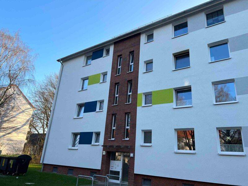 Auf gute Nachbarschaft: ansprechende 3-Zimmer-Wohnung ab Oktober, 28755 Bremen (Aumund-Hammersbeck Blumenthal Fähr-Lobbendorf Vegesack)