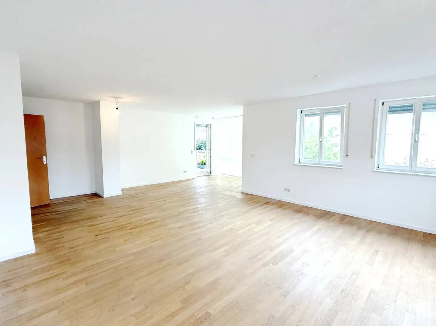 Großzügige, hochwertige 4,5 Zimmer-Wohnung in Hochdorf zu vermieten, 73269 Hochdorf
