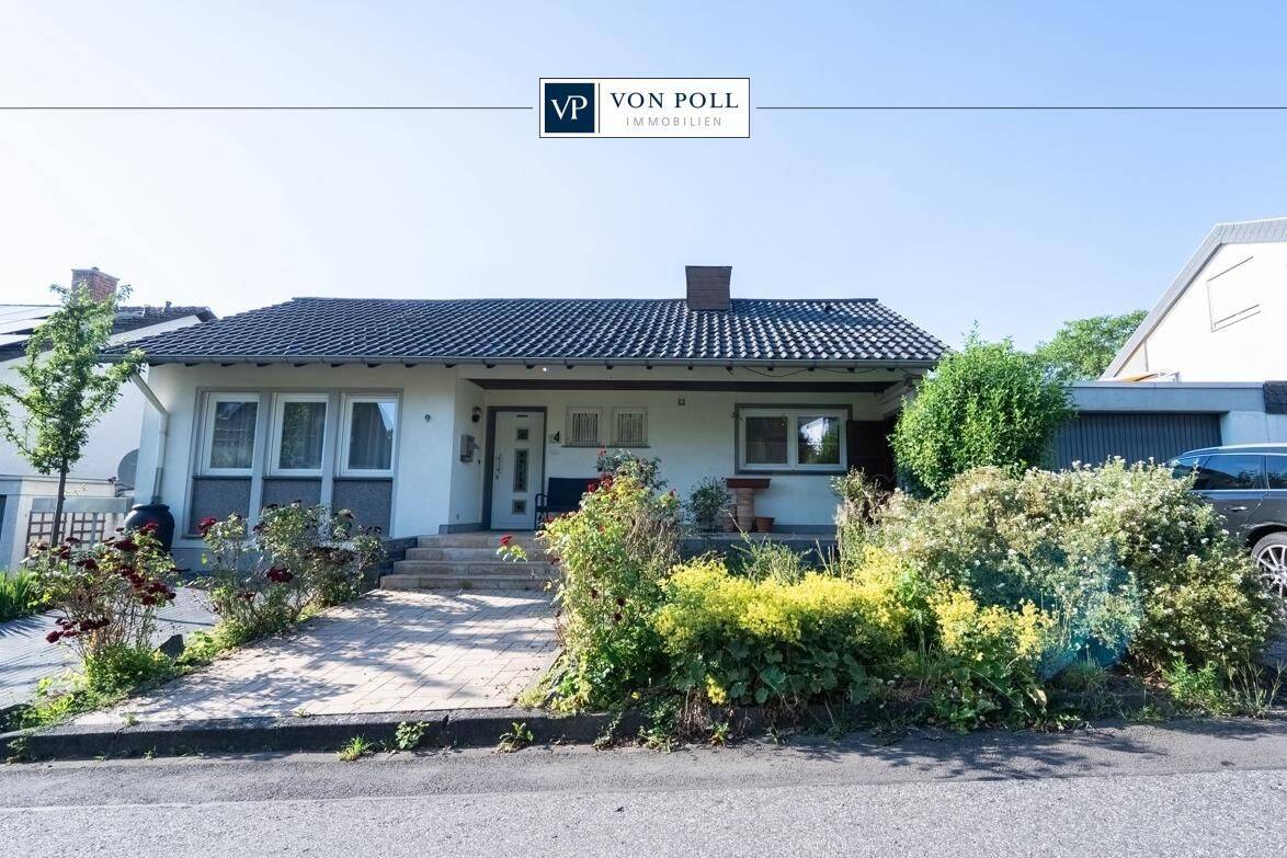 Großzügiger Bungalow mit Einliegerwohnung und Wohlfühlgarten, 56077 Koblenz