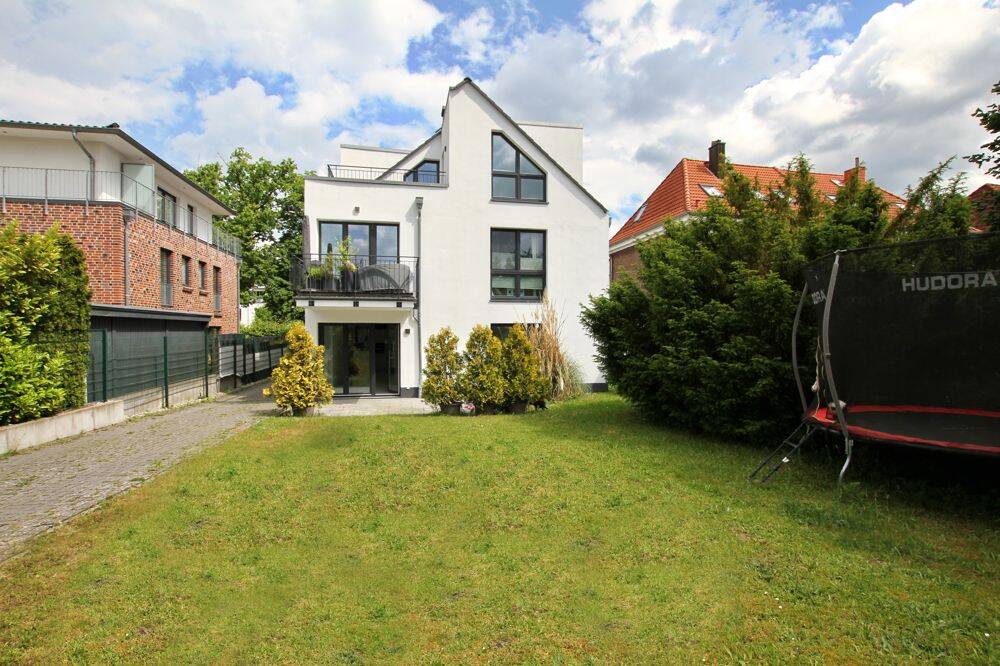 3-Zimmer-Terrassenwohnung mit eigenem Gartenanteil!, 22391 Hamburg (Wandsbek)