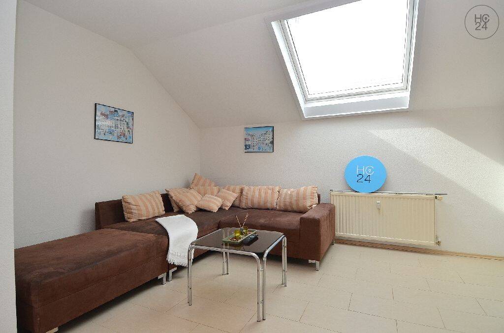 3-Zimmer-Dachgeschoss-Wohnung mit Balkon in ruhiger Gegend in Binzen, möbliert, 79589 Binzen