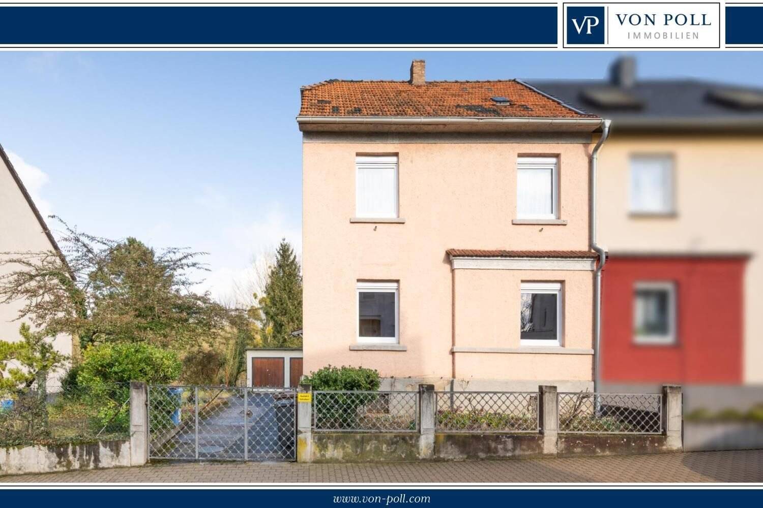 Doppelhaushälfte mit neuen Fenstern und viel Potenzial in guter Lage, 56076 Koblenz (Ehrenbreitstein Horchheim Horchheimer Höhe Pfaffendorf Pfaffendorfer Höhe)