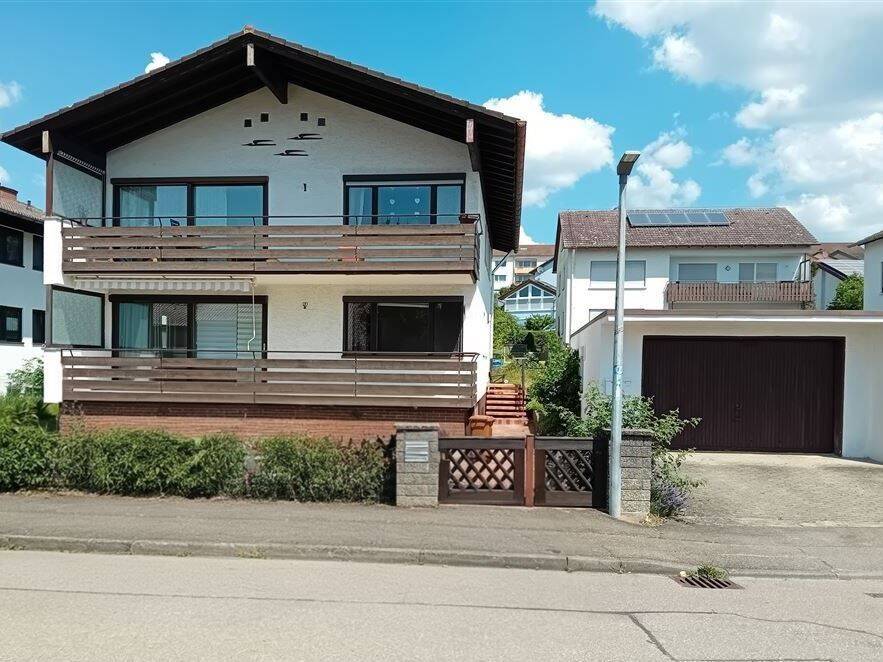 Viel Platz für Ihre Wohnideen – Zweifamilienhaus mit Doppelgarage, 89542 Herbrechtingen