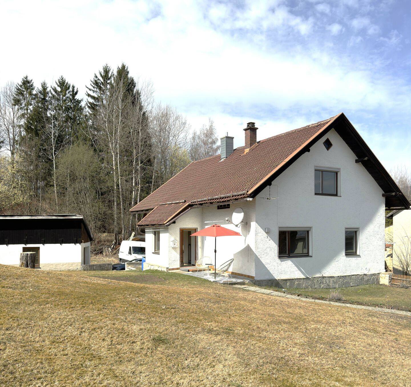 EINFAMILIENHAUS mit großem Grundstück, 94227 Zwiesel